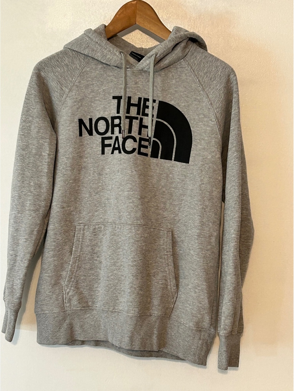 The North Face Women's Medium Gray Hoodie Sweatshirt